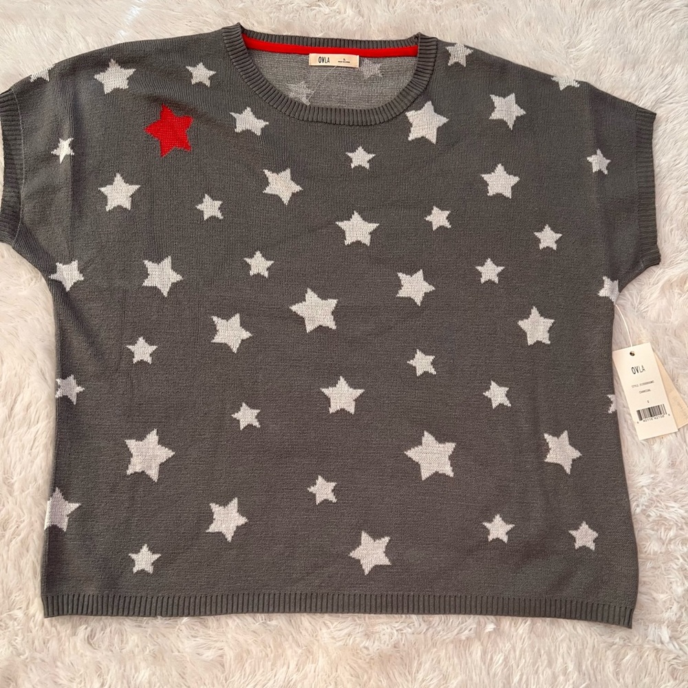 Olive and Vine OVLA ladies sweater size S NWT